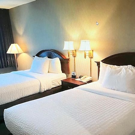 The Marx Hotel - Downtown - University Area Oneonta Εξωτερικό φωτογραφία