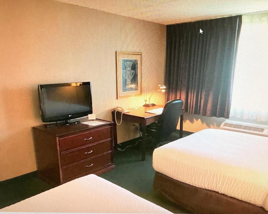 The Marx Hotel - Downtown - University Area Oneonta Εξωτερικό φωτογραφία