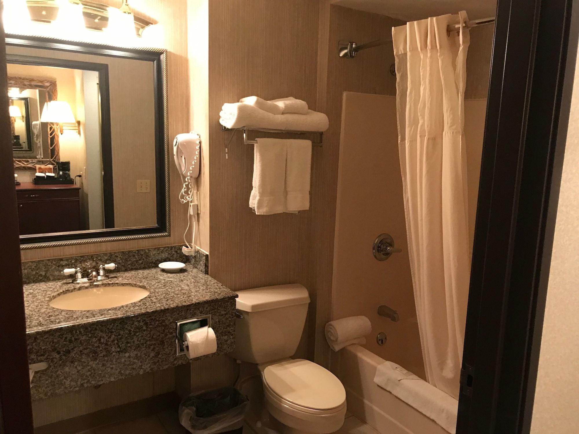 The Marx Hotel - Downtown - University Area Oneonta Εξωτερικό φωτογραφία