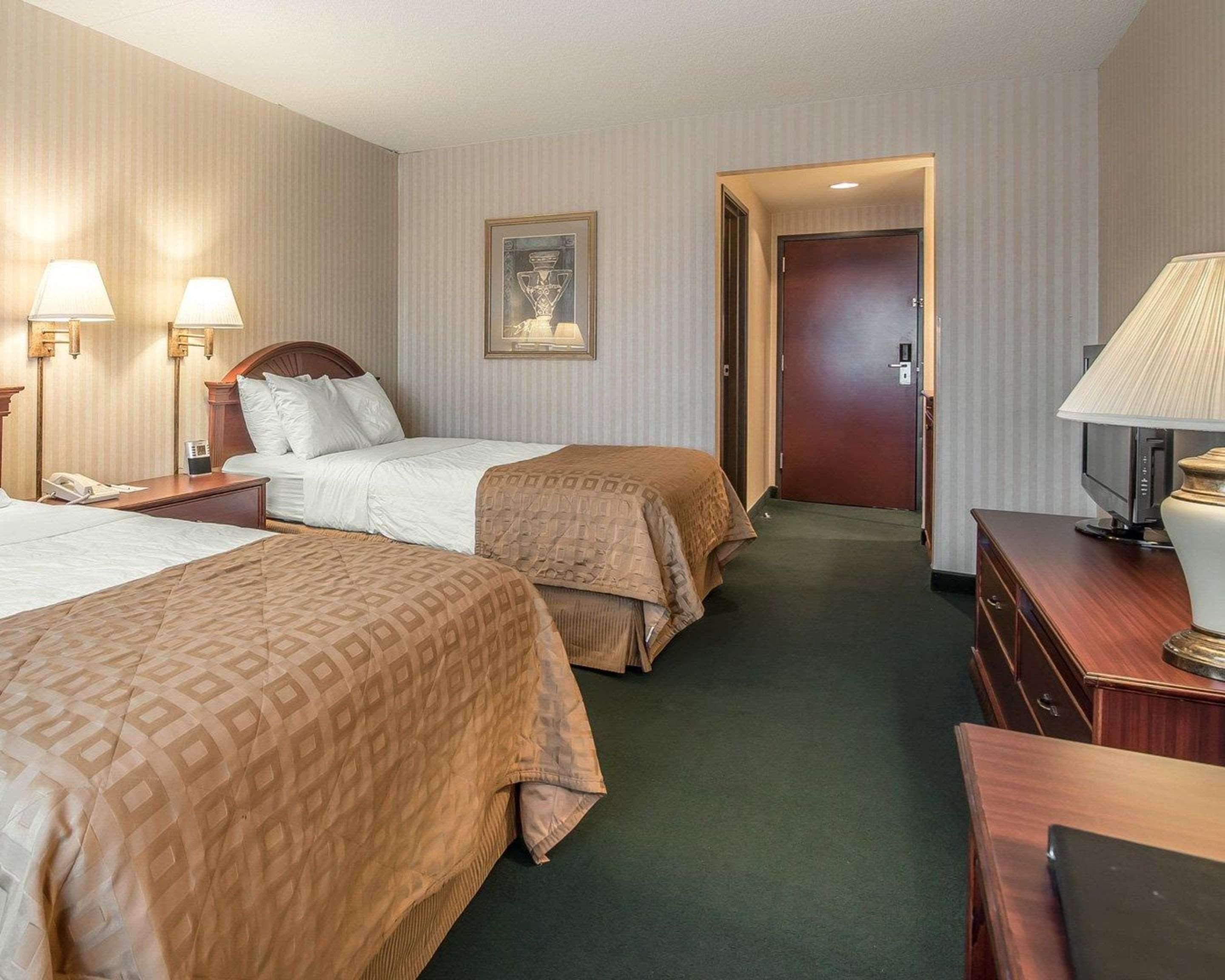 The Marx Hotel - Downtown - University Area Oneonta Εξωτερικό φωτογραφία