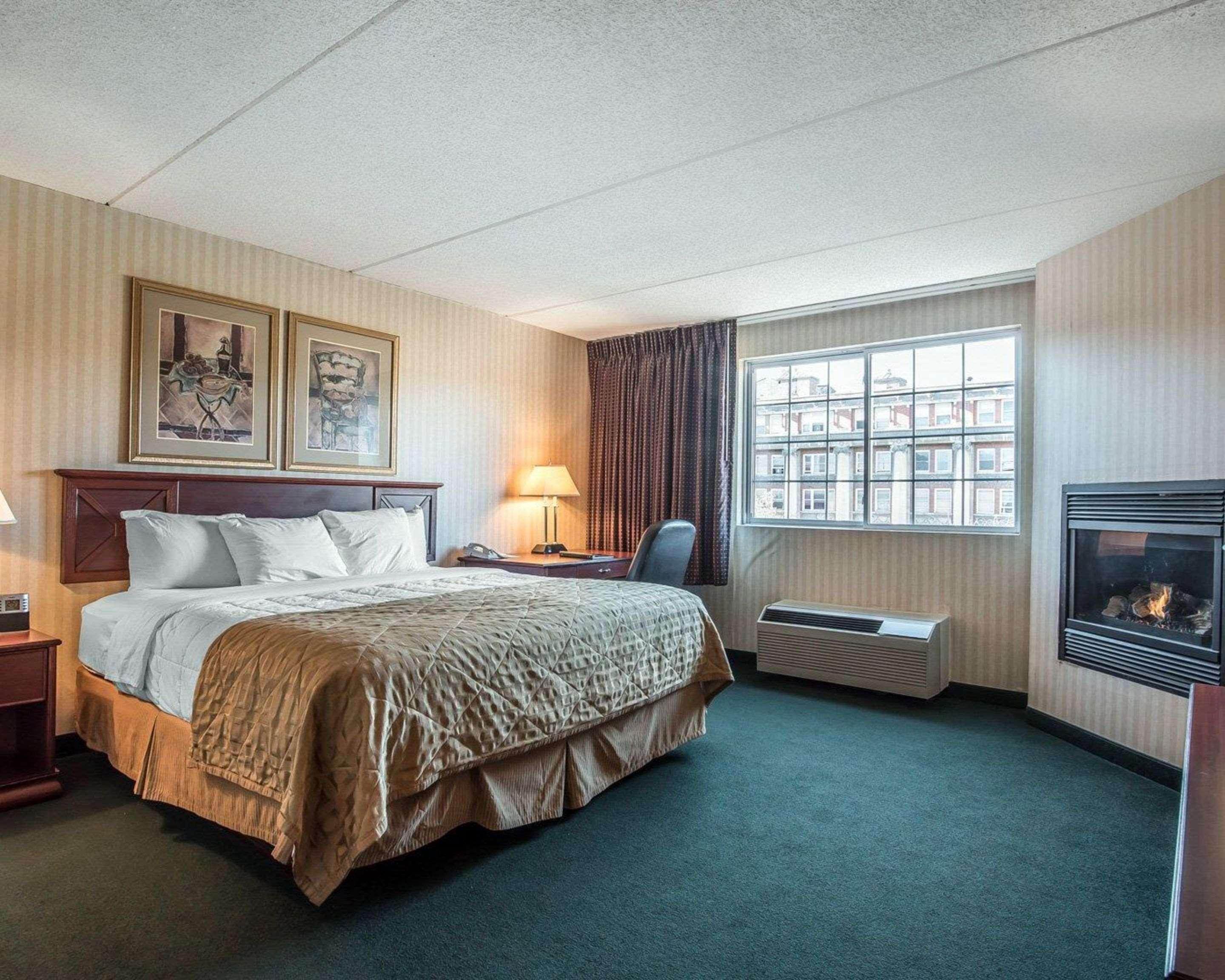 The Marx Hotel - Downtown - University Area Oneonta Εξωτερικό φωτογραφία