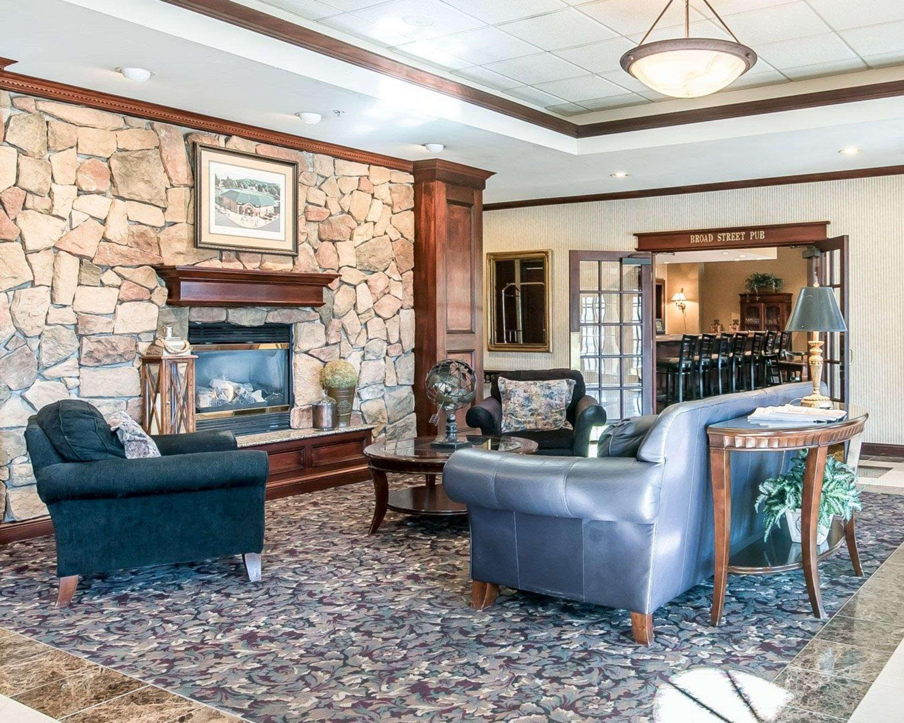 The Marx Hotel - Downtown - University Area Oneonta Εξωτερικό φωτογραφία