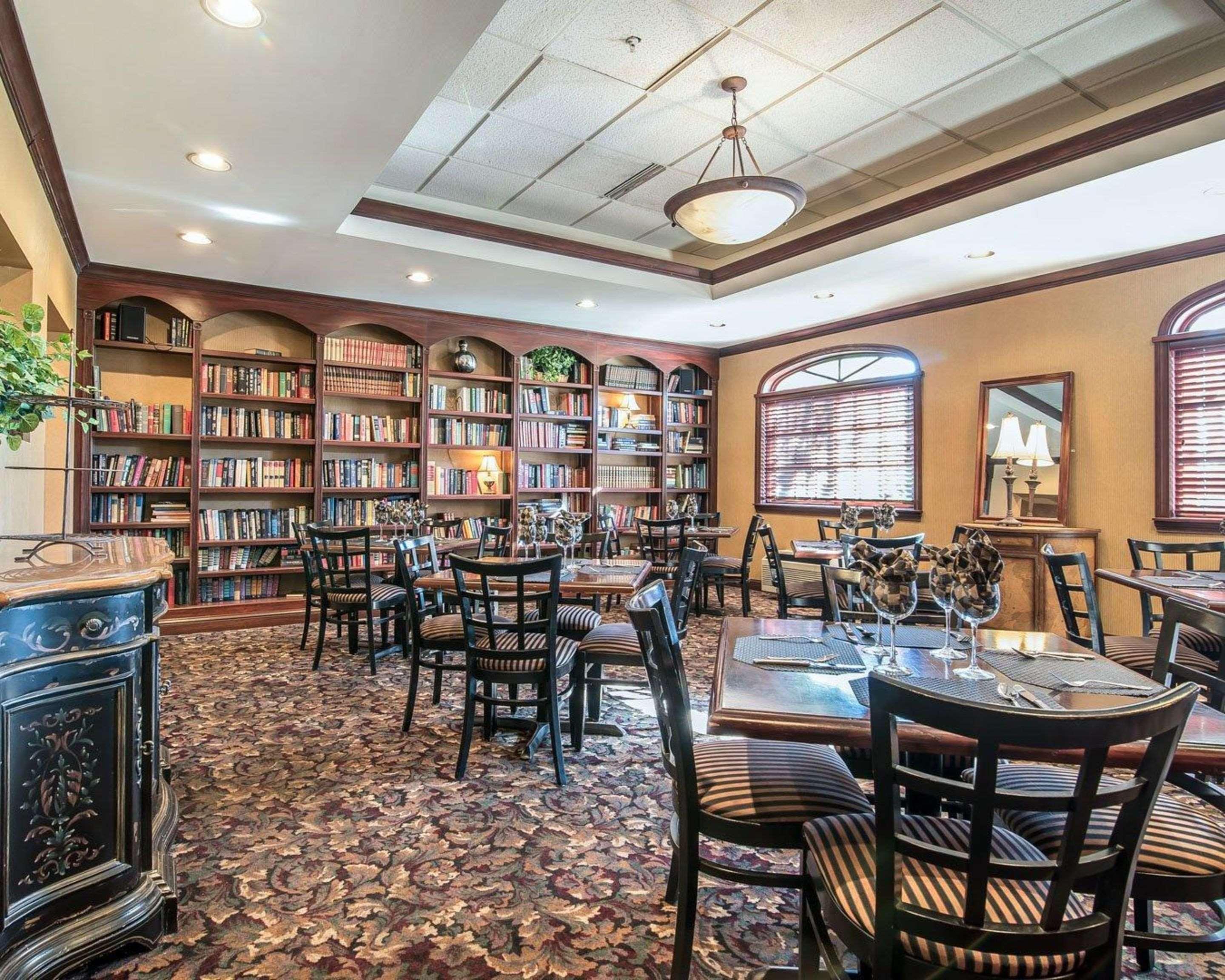 The Marx Hotel - Downtown - University Area Oneonta Εξωτερικό φωτογραφία