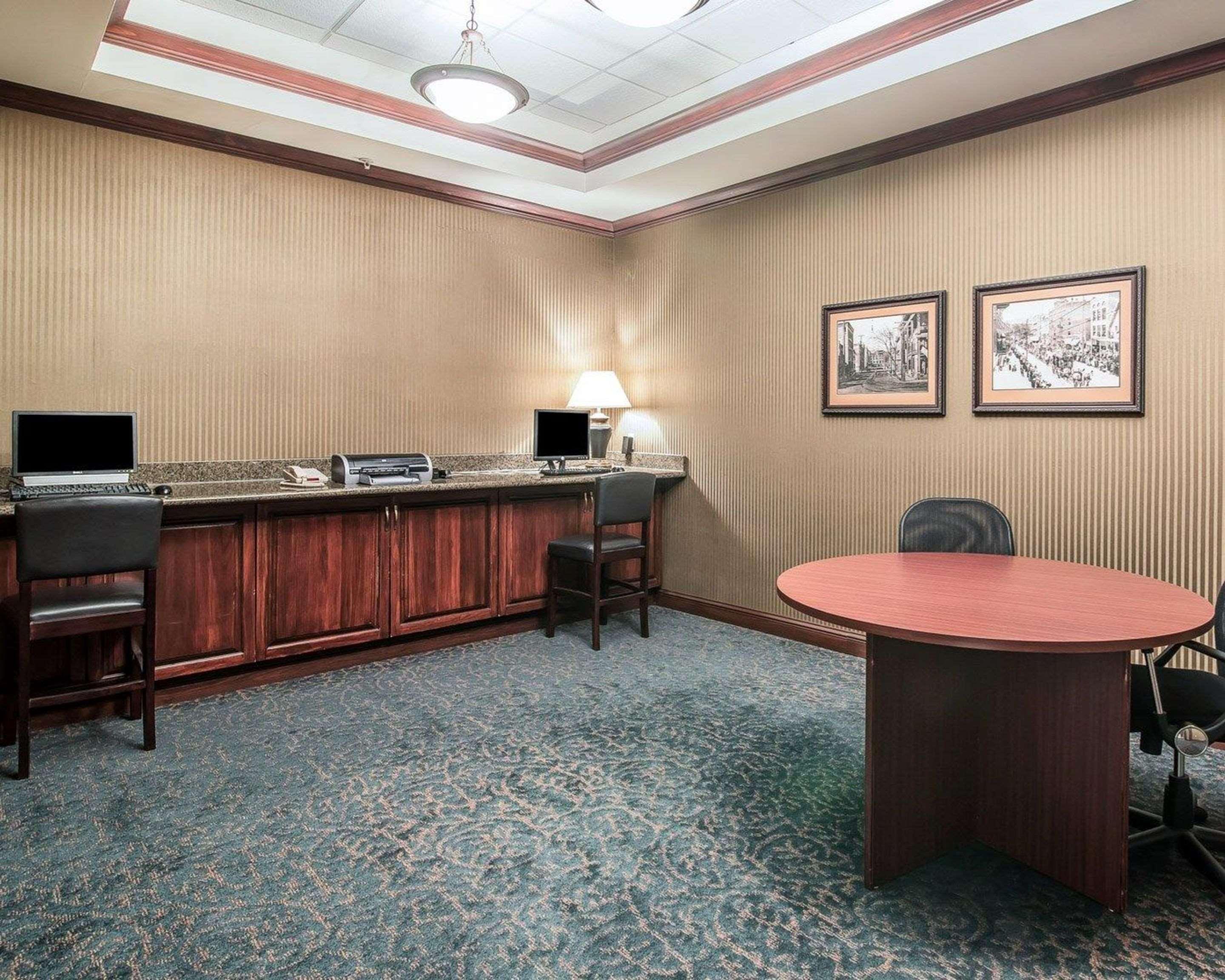 The Marx Hotel - Downtown - University Area Oneonta Εξωτερικό φωτογραφία