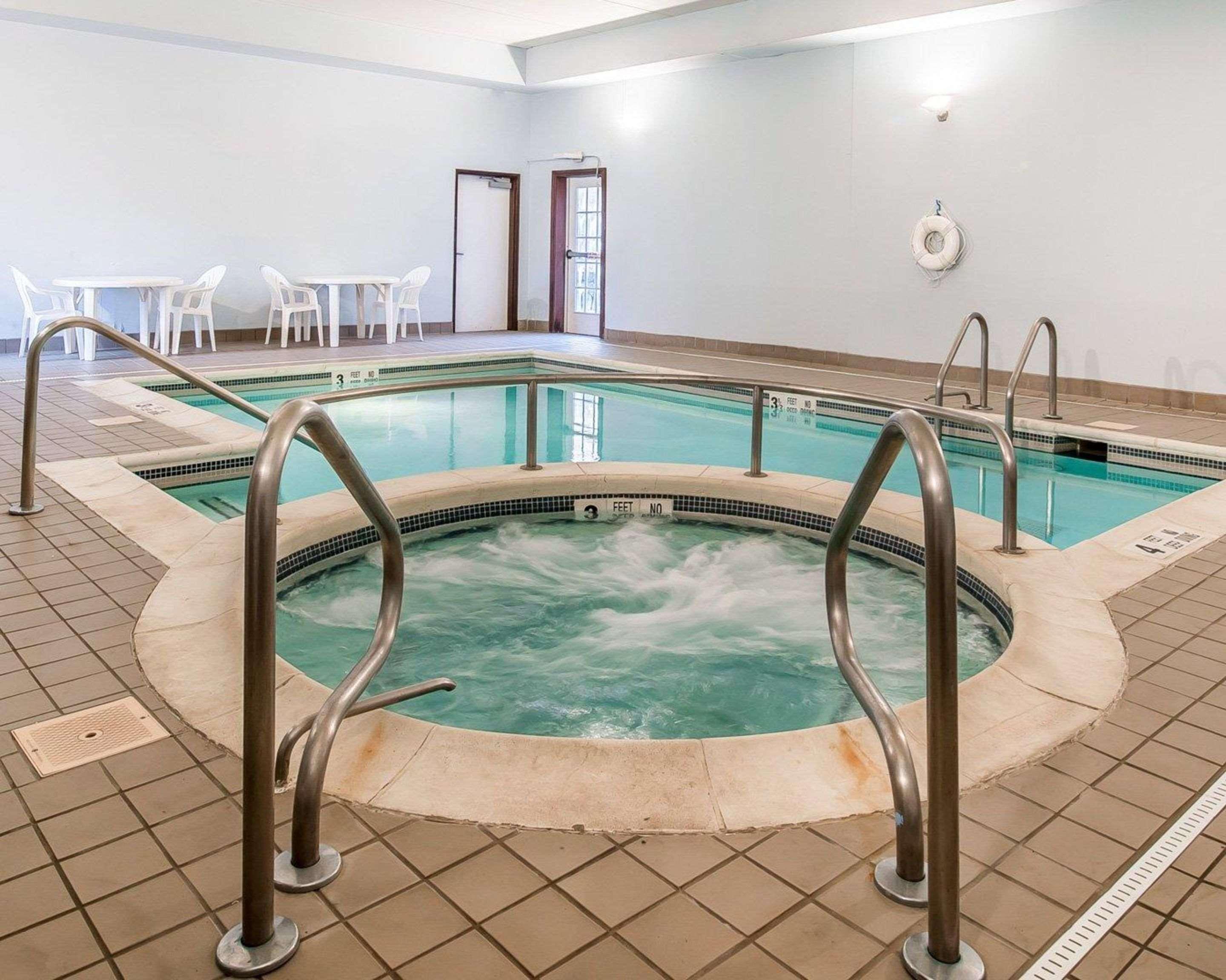 The Marx Hotel - Downtown - University Area Oneonta Εξωτερικό φωτογραφία