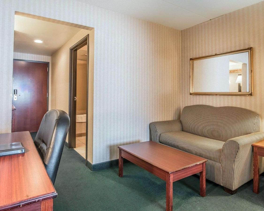 The Marx Hotel - Downtown - University Area Oneonta Εξωτερικό φωτογραφία